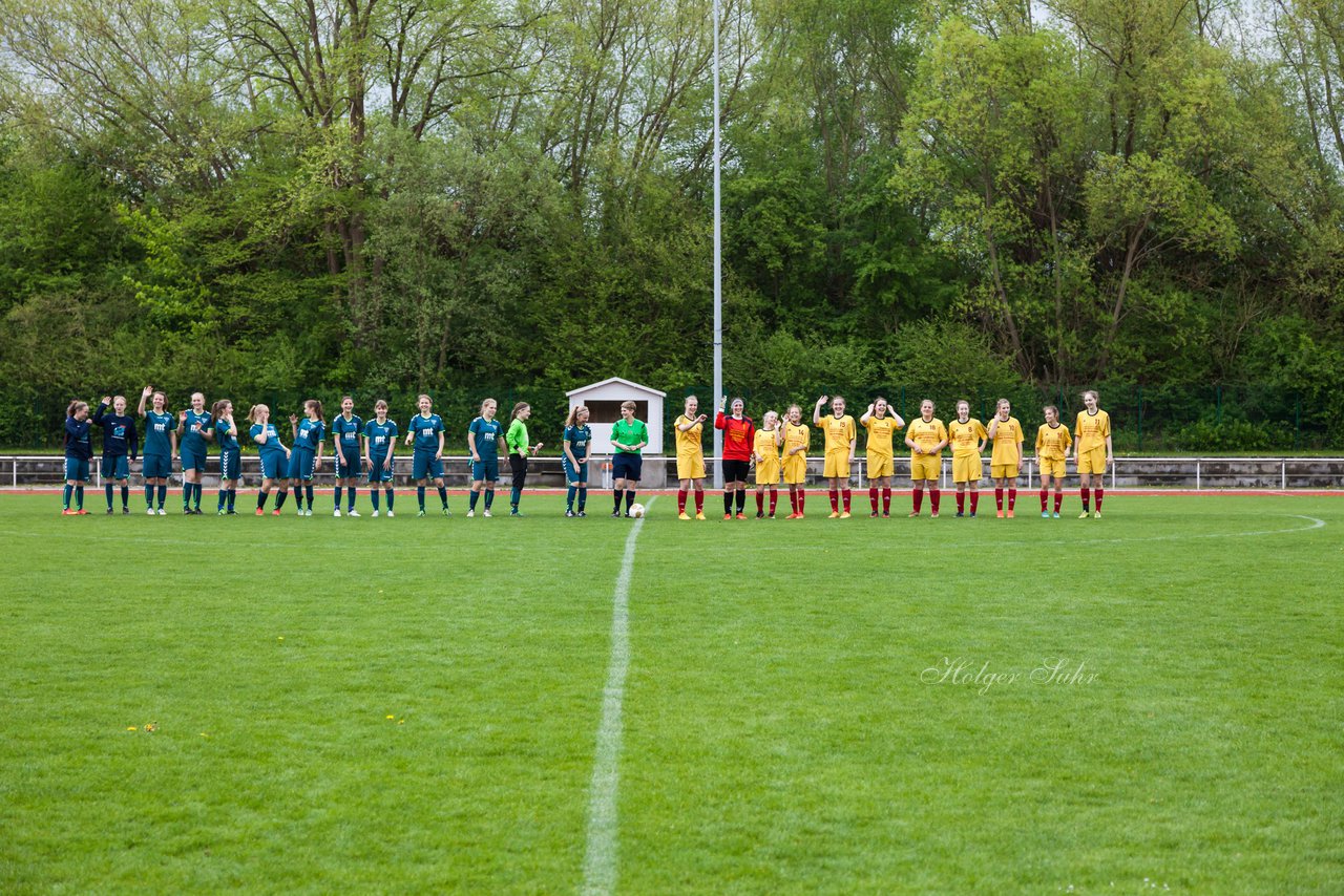 Bild 129 - B-Juniorinnen VfL Oldesloe - JSG Sdtondern : Ergebnis: 2:0